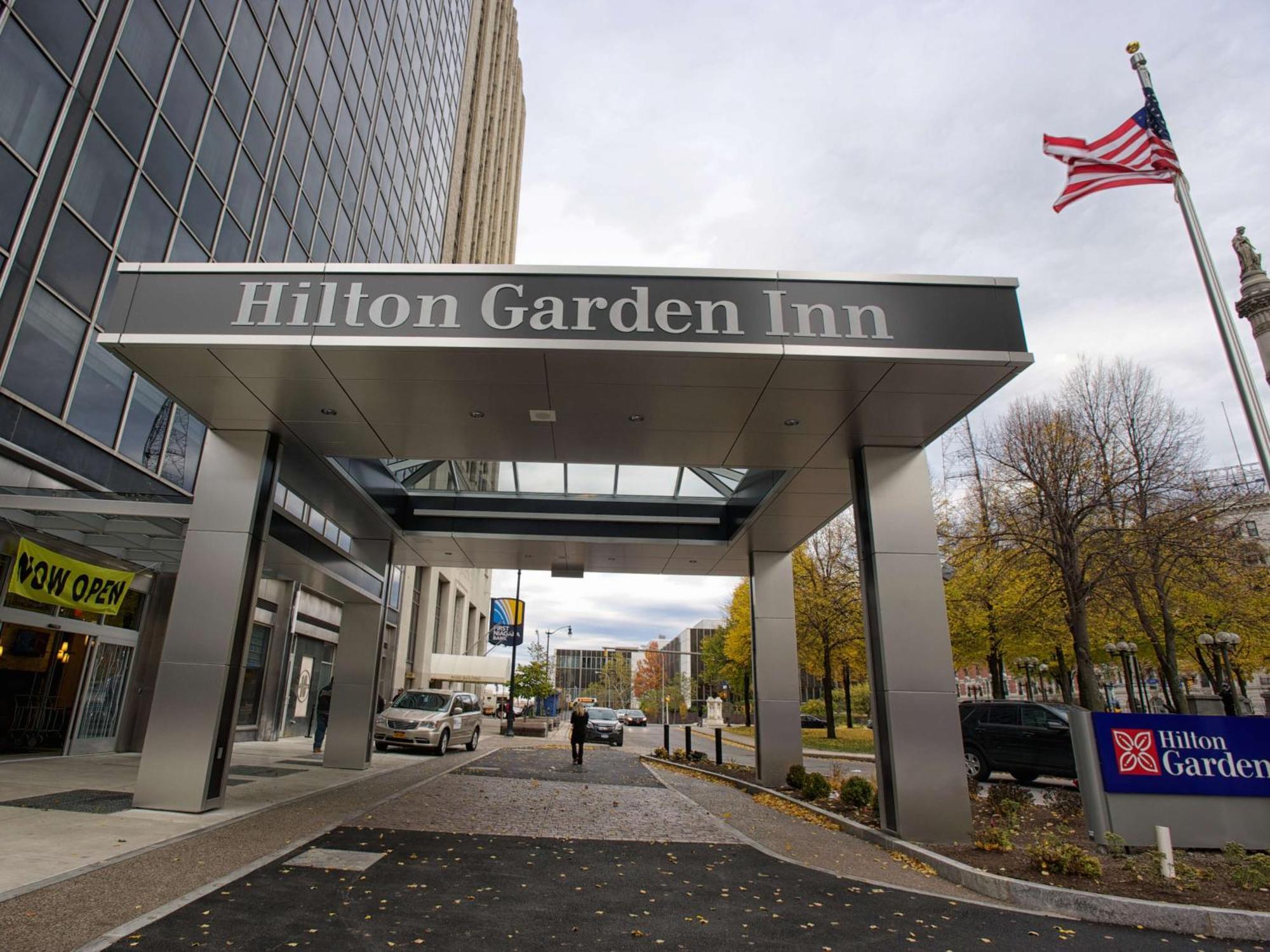 The Hilton Garden Inn Buffalo-Downtown Exterior photo